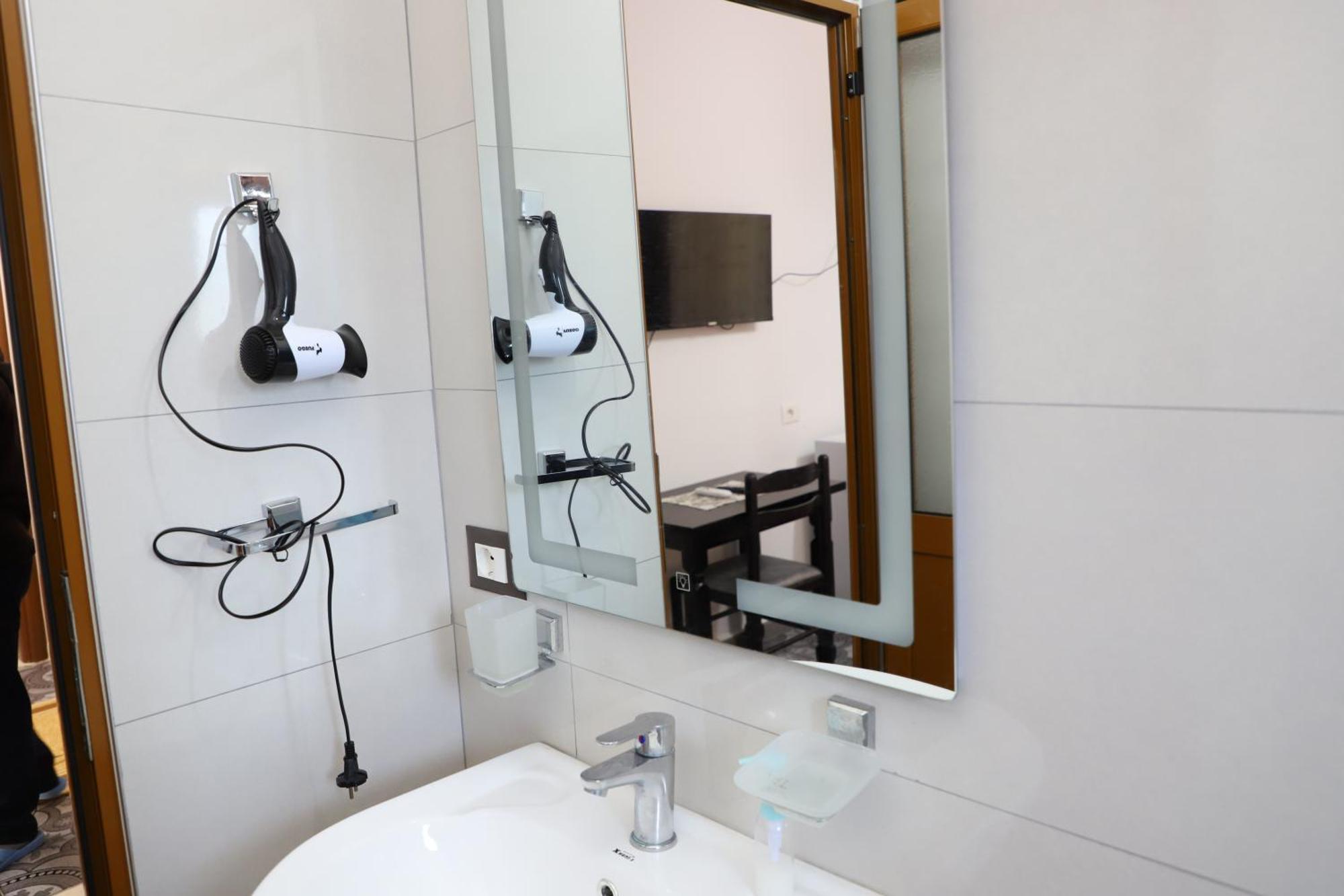 Guest House Marjo Berat Ngoại thất bức ảnh