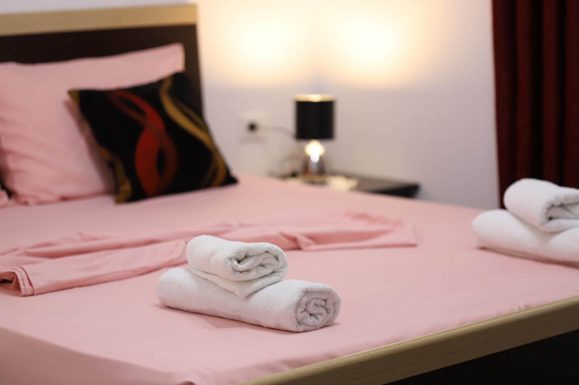 Guest House Marjo Berat Ngoại thất bức ảnh