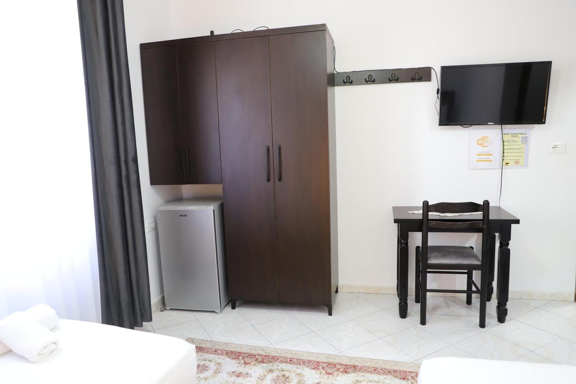 Guest House Marjo Berat Ngoại thất bức ảnh