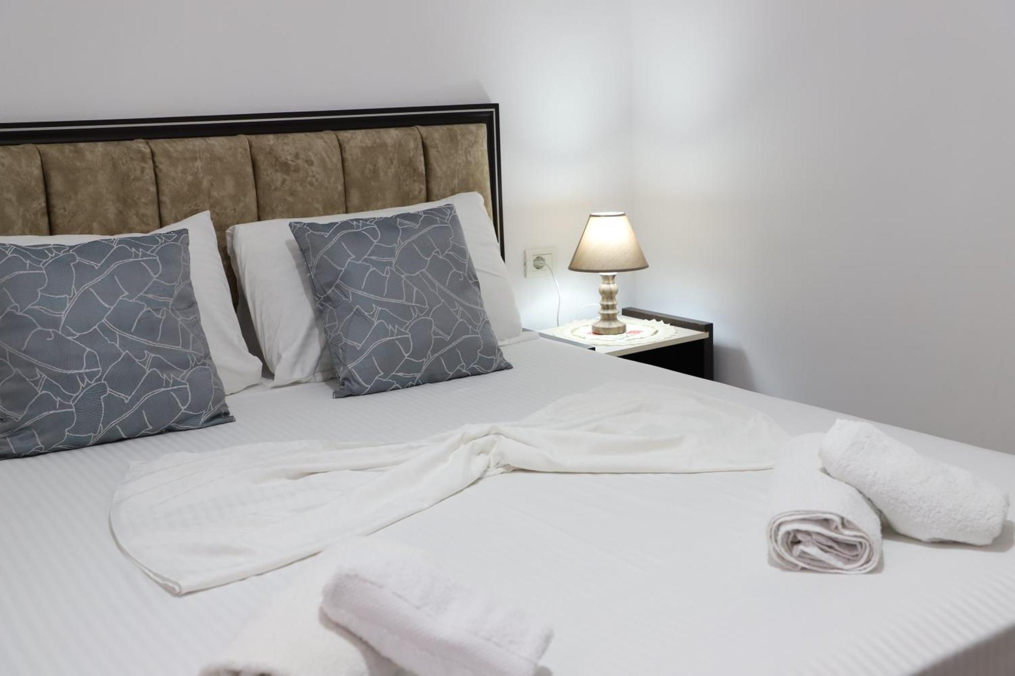 Guest House Marjo Berat Ngoại thất bức ảnh