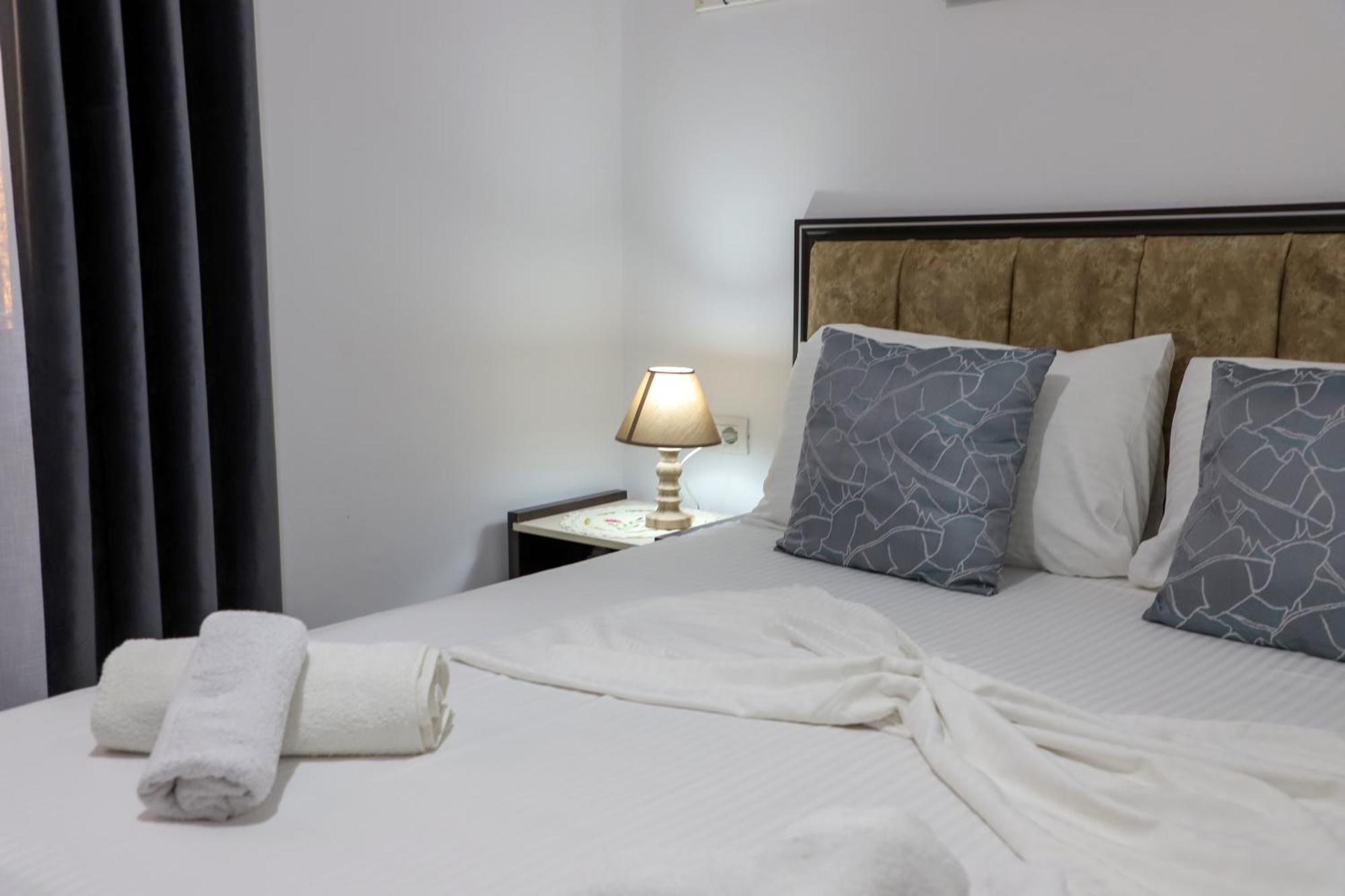 Guest House Marjo Berat Ngoại thất bức ảnh